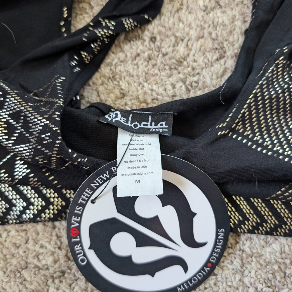 Melodia Designs silver assuit choli. - Picture 3 of 3